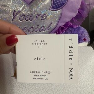 Riddle Cielo Vanilla Perfume Oil with pheromones, 1 ml or 0.035 fl.oz